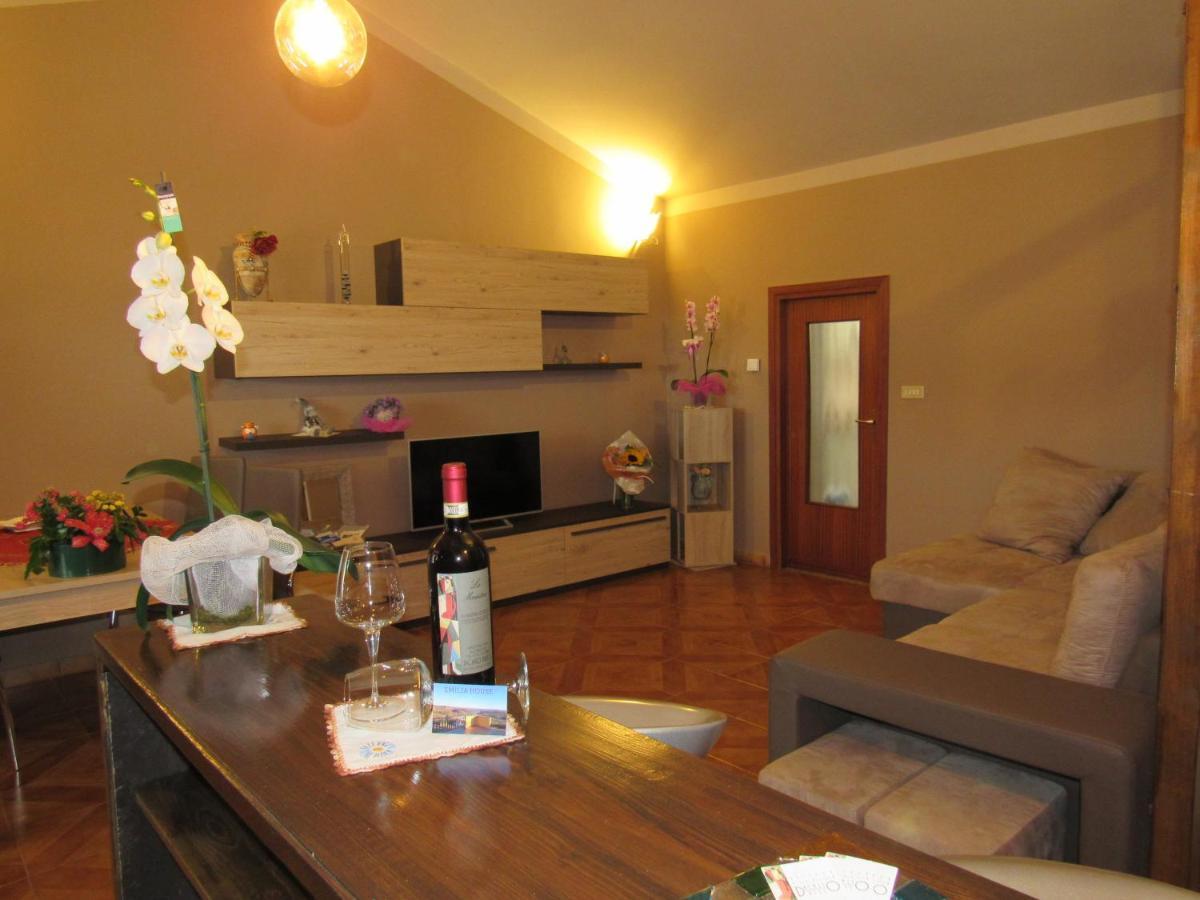Apartamento Emilia Agliano Terme Exterior foto